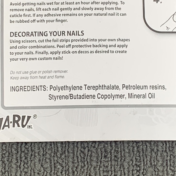 Ja-Ru Glitter Girl Dazzle Nails Stick-On Gems Kid Sized Ages 4+ New - Picture 10 of 12